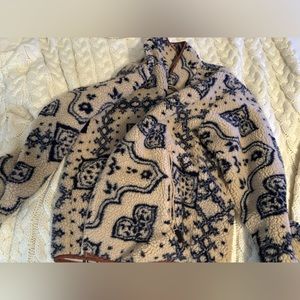 urban outfitters outdoor fleece BDG medium